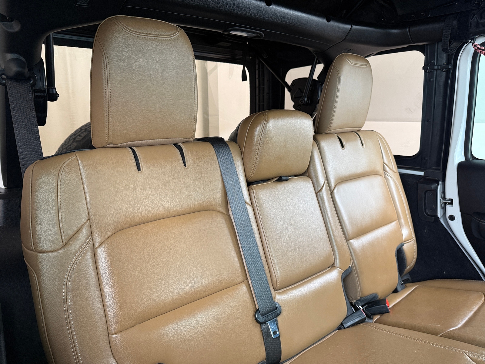 Thumbnail: 2020 Jeep Wrangler - 5