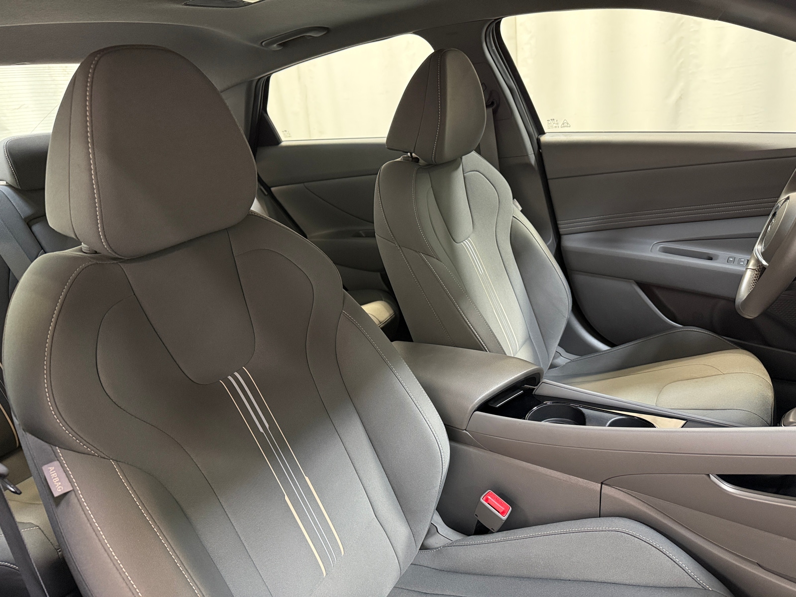 Thumbnail: 2025 Hyundai Elantra - 2