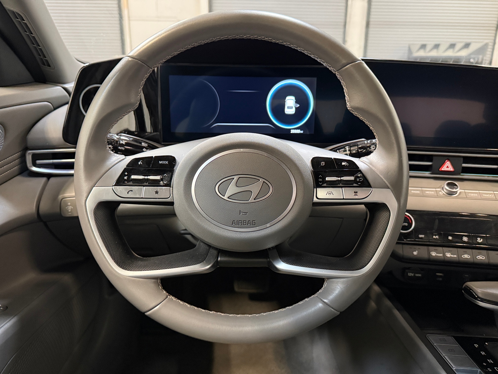 Thumbnail: 2025 Hyundai Elantra - 5