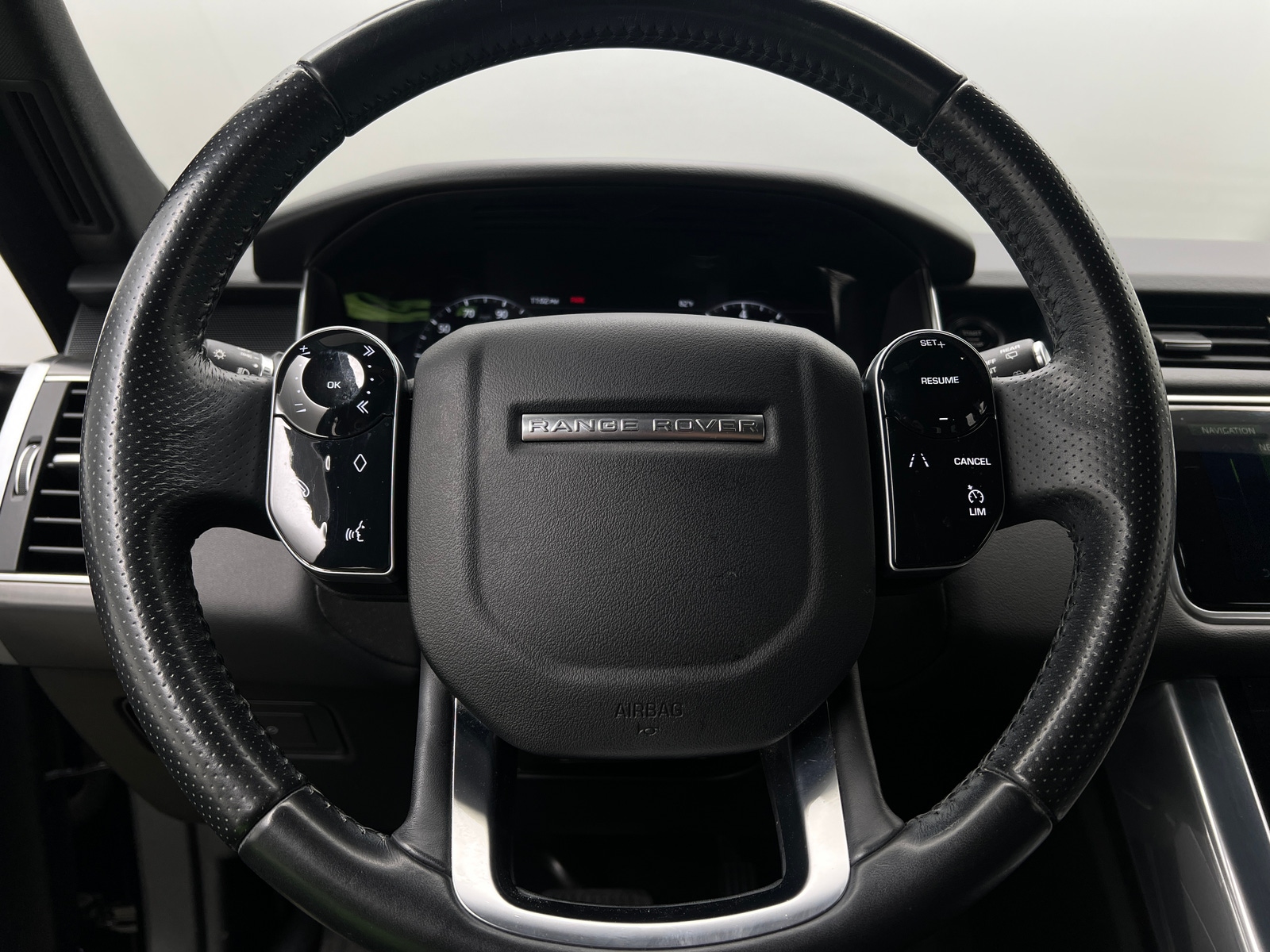 Thumbnail: 2020 Land Rover Range Rover Sport - 4