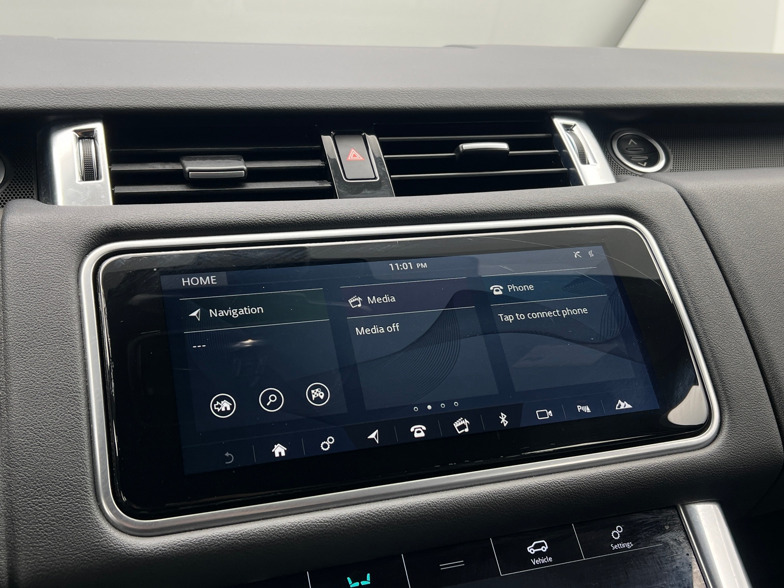 Thumbnail: 2020 Land Rover Range Rover Sport - 3