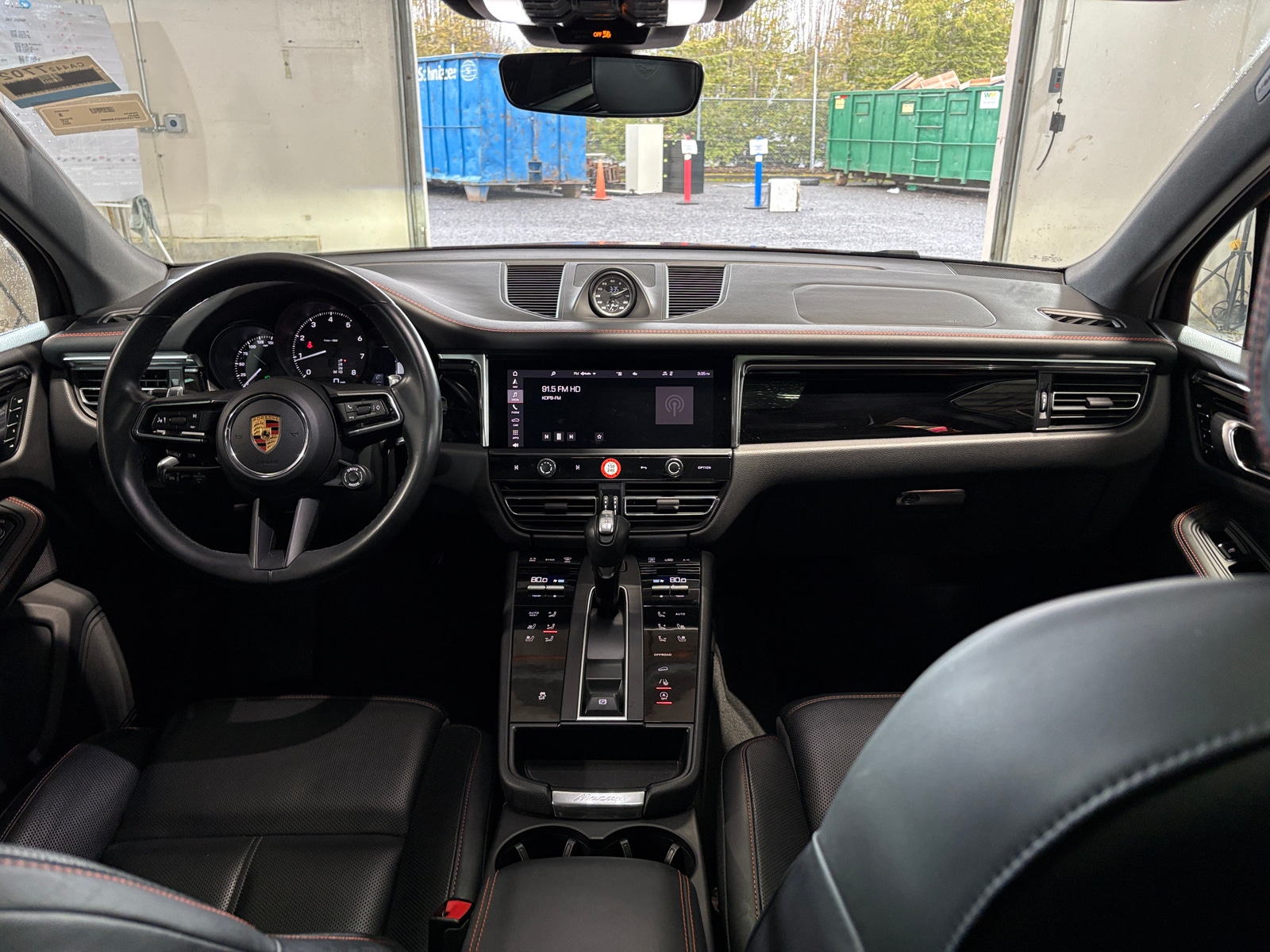 Thumbnail: 2023 Porsche Macan - 2