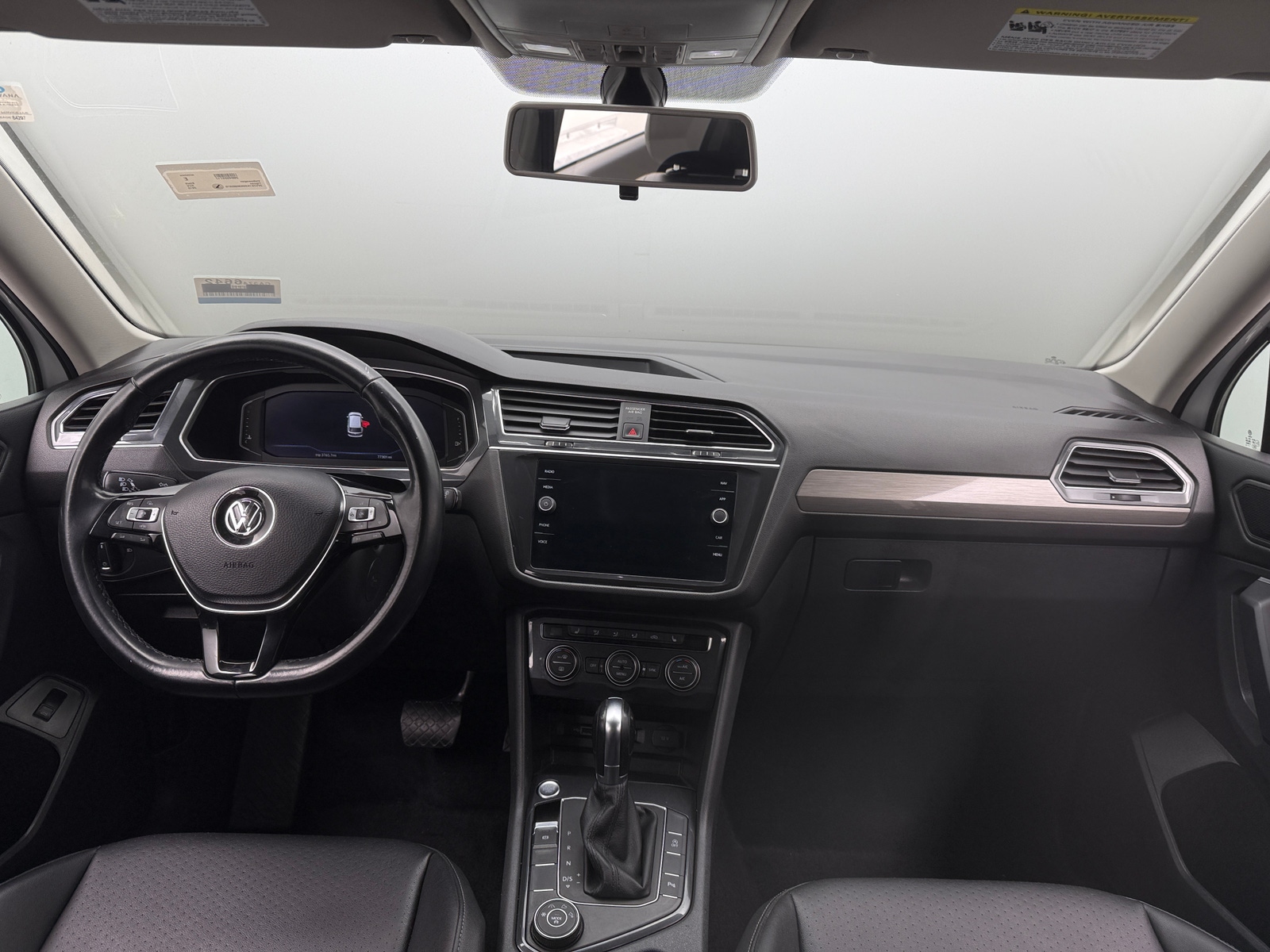 Thumbnail: 2019 Volkswagen Tiguan - 2