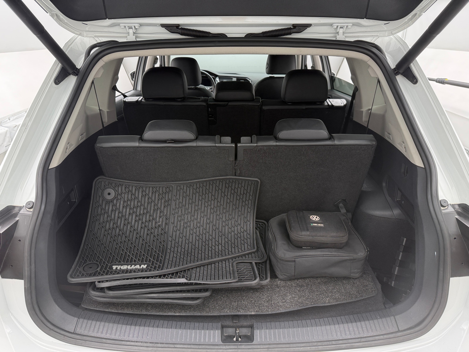 Thumbnail: 2019 Volkswagen Tiguan - 6