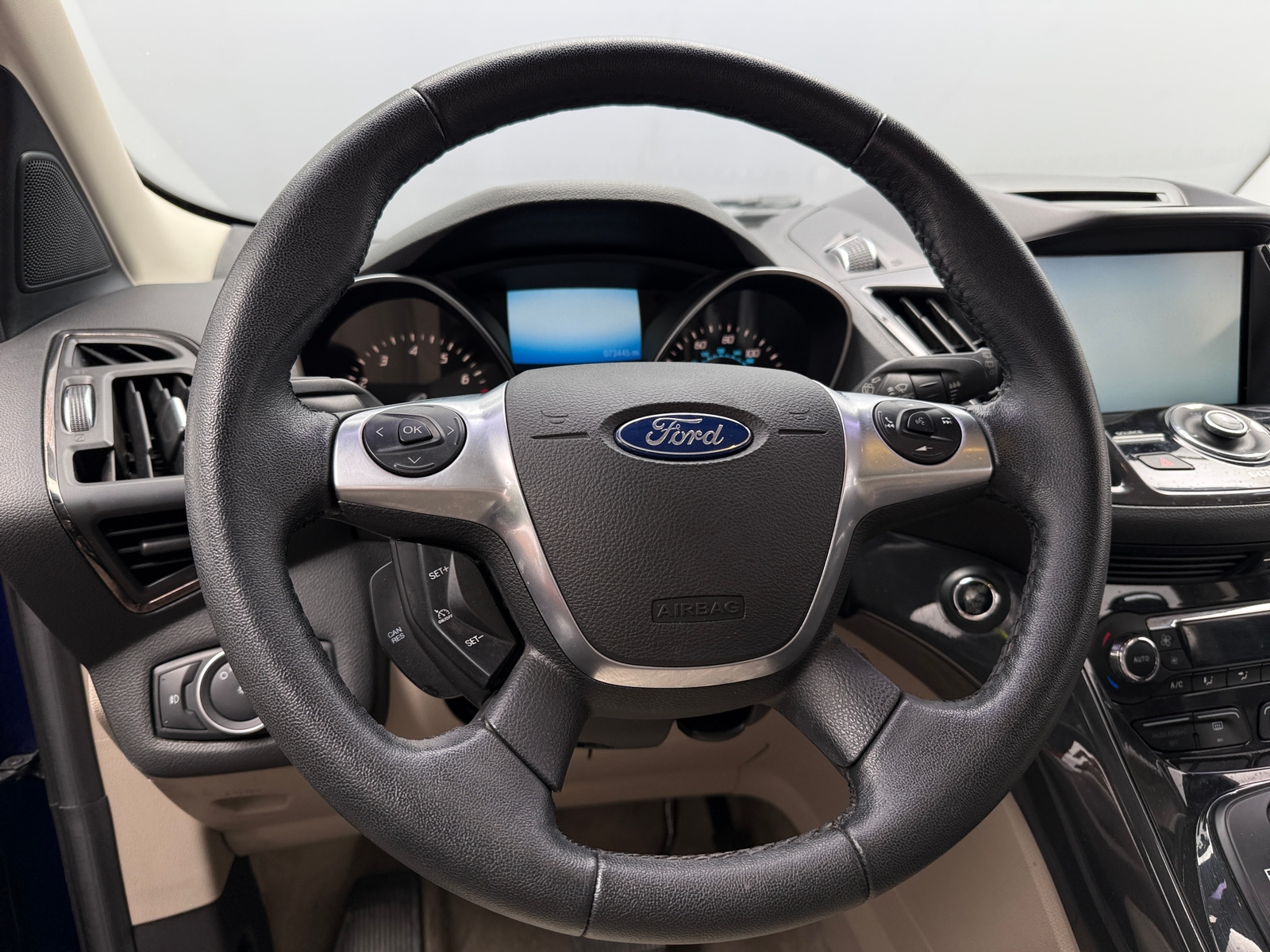 Thumbnail: 2015 Ford Escape - 4