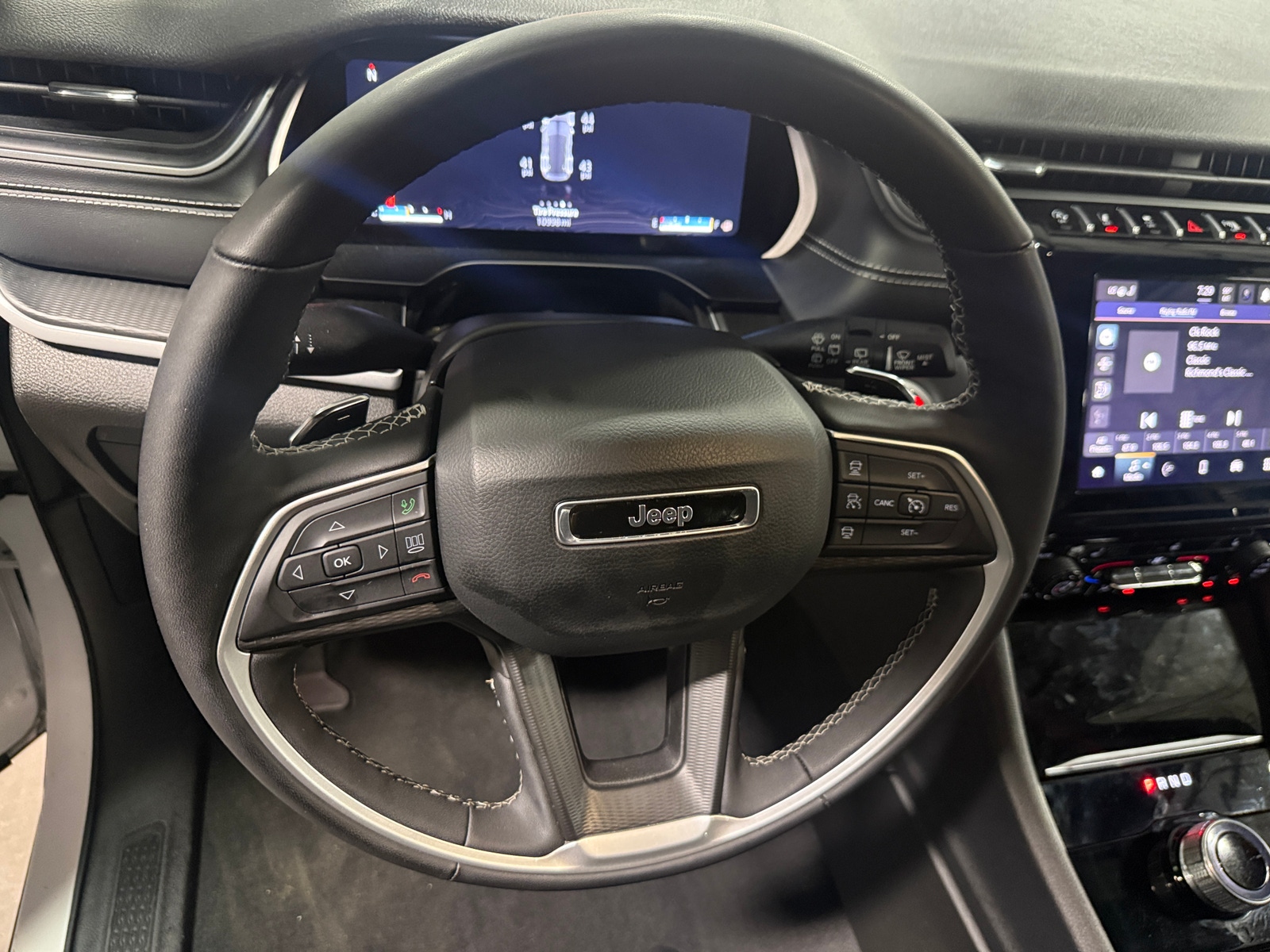 Thumbnail: 2025 Jeep Grand Cherokee - 5