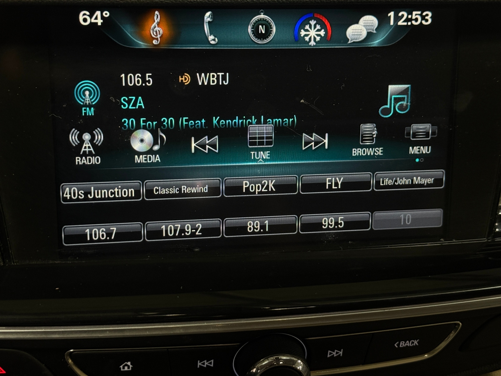 Thumbnail: 2018 Buick Regal - 3