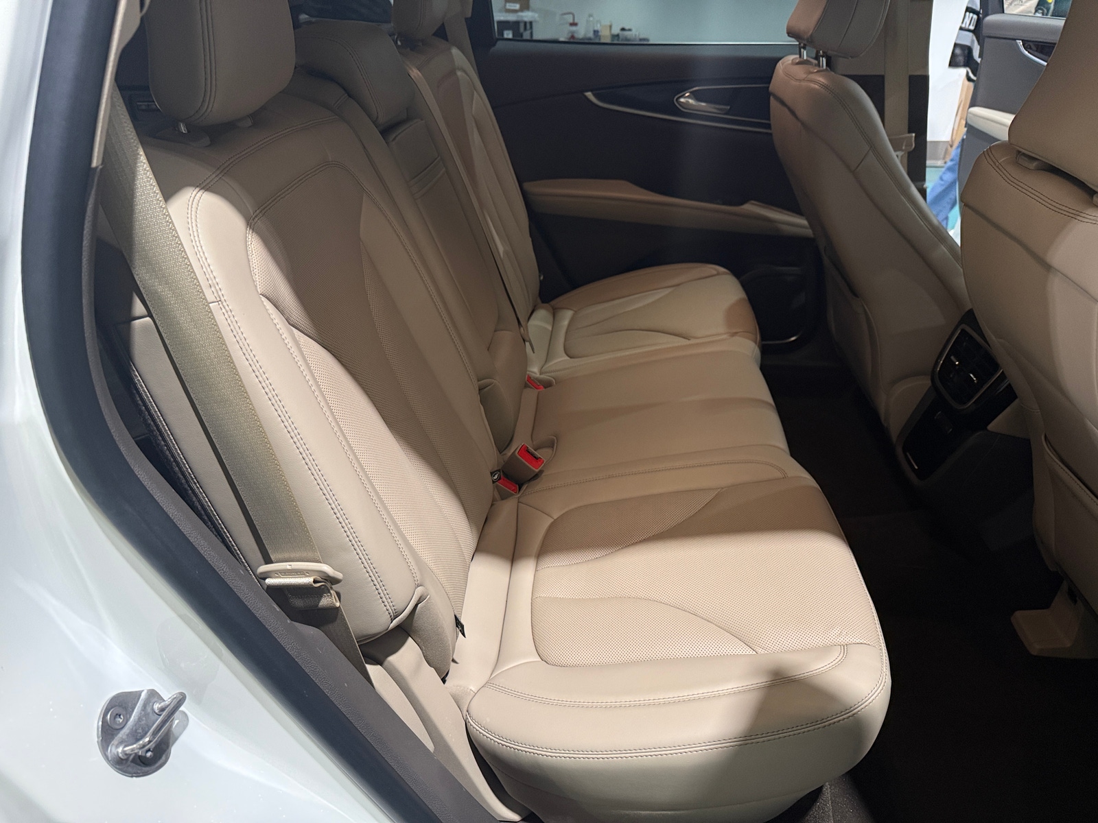 Thumbnail: 2021 Lincoln Nautilus - 5