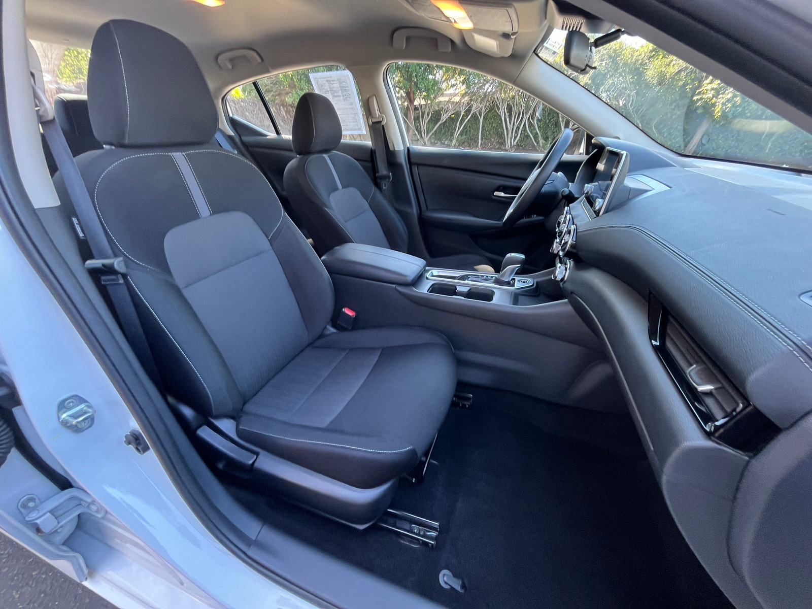 Thumbnail: 2025 Nissan Sentra - 2