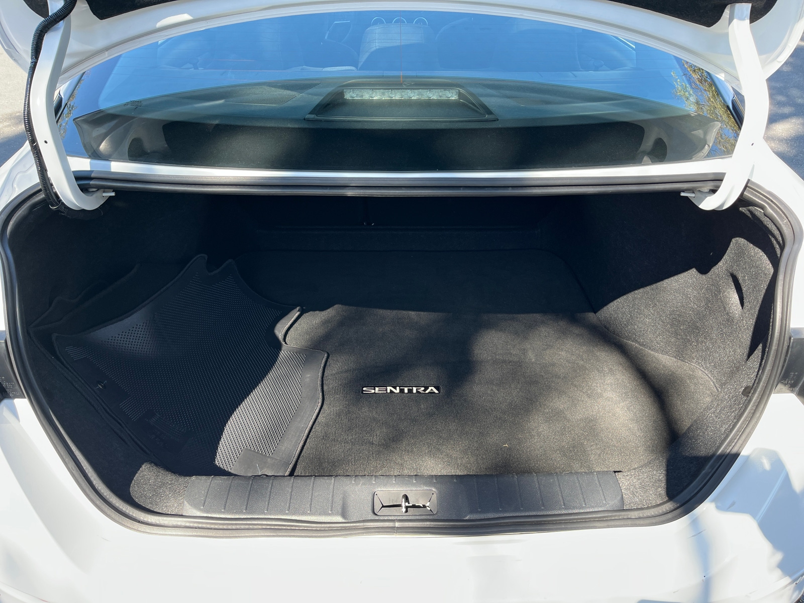 Thumbnail: 2025 Nissan Sentra - 6