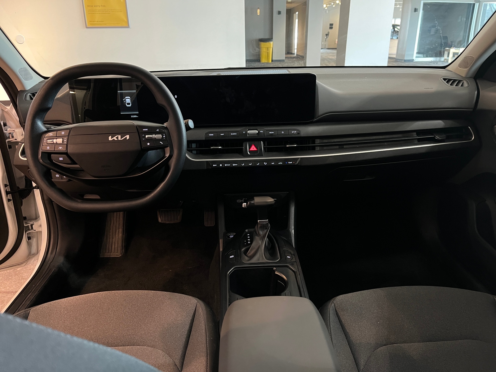 Thumbnail: 2025 Kia K4 - 3