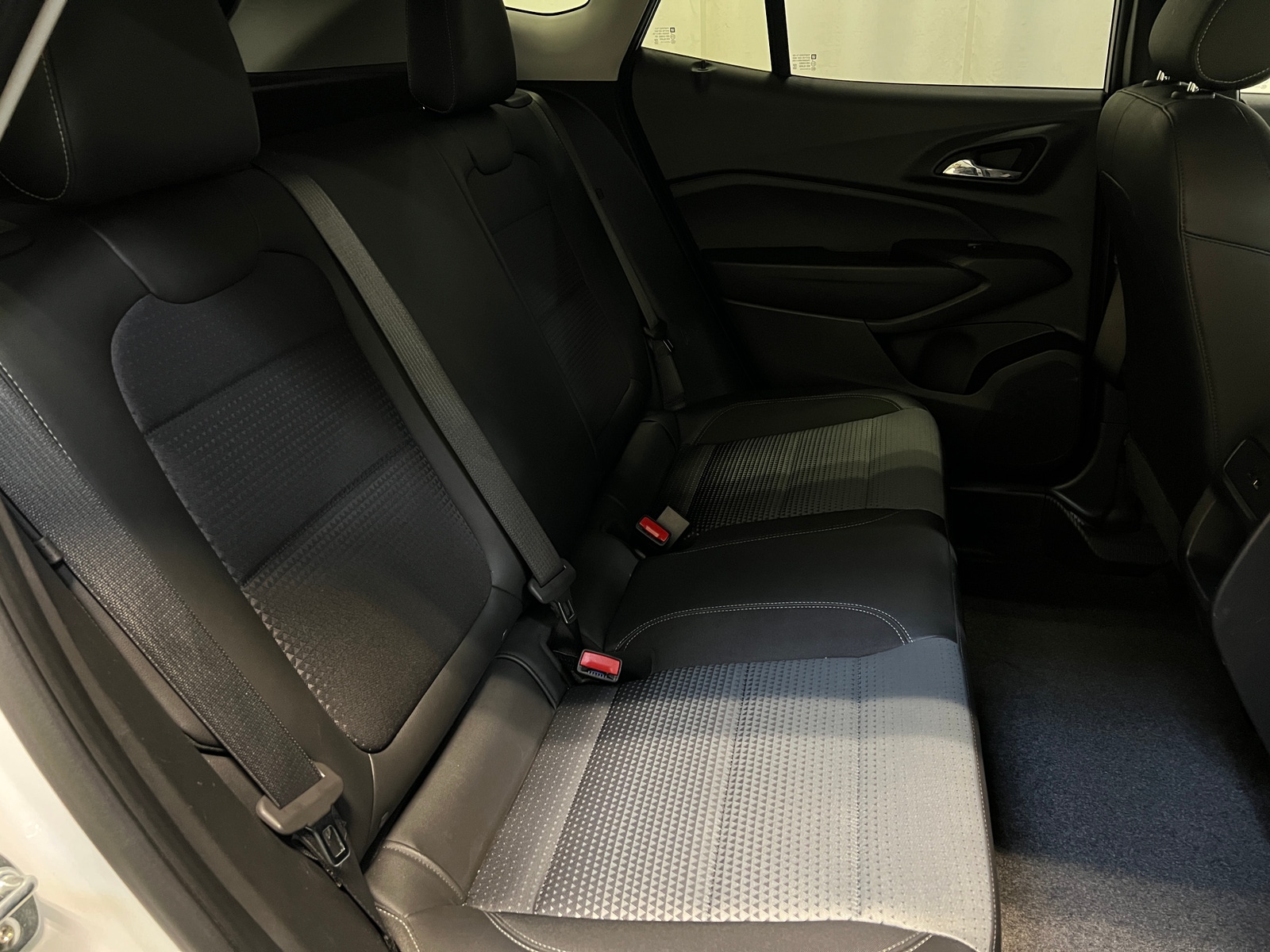 Thumbnail: 2025 Chevrolet Trax - 6