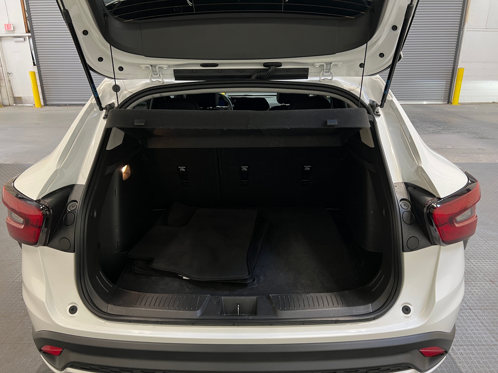 Thumbnail: 2025 Chevrolet Trax - 7