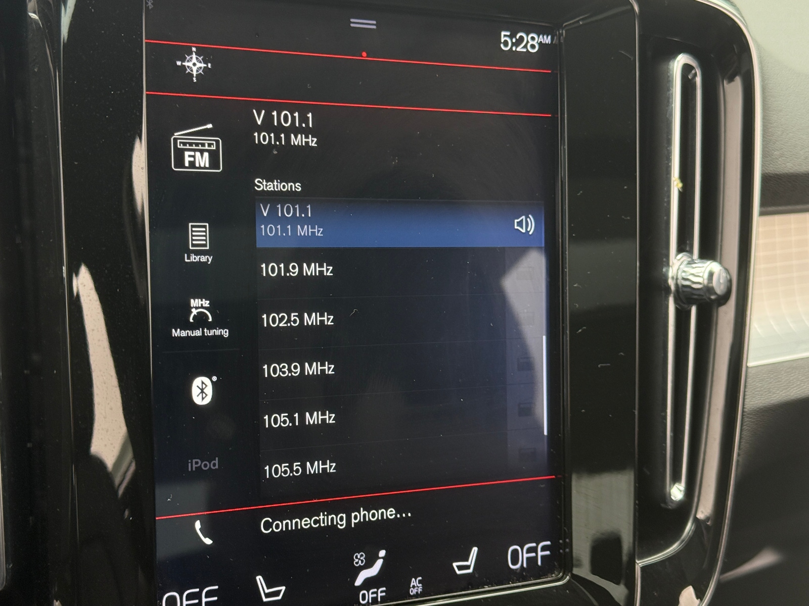 Thumbnail: 2020 Volvo XC40 - 4