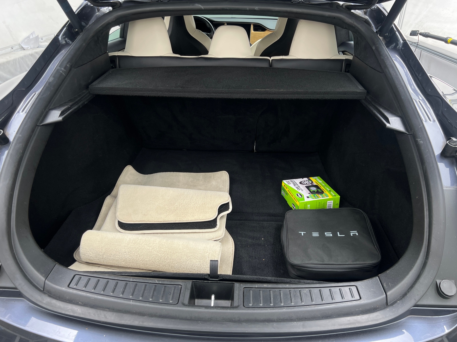 Thumbnail: 2019 Tesla Model S - 6