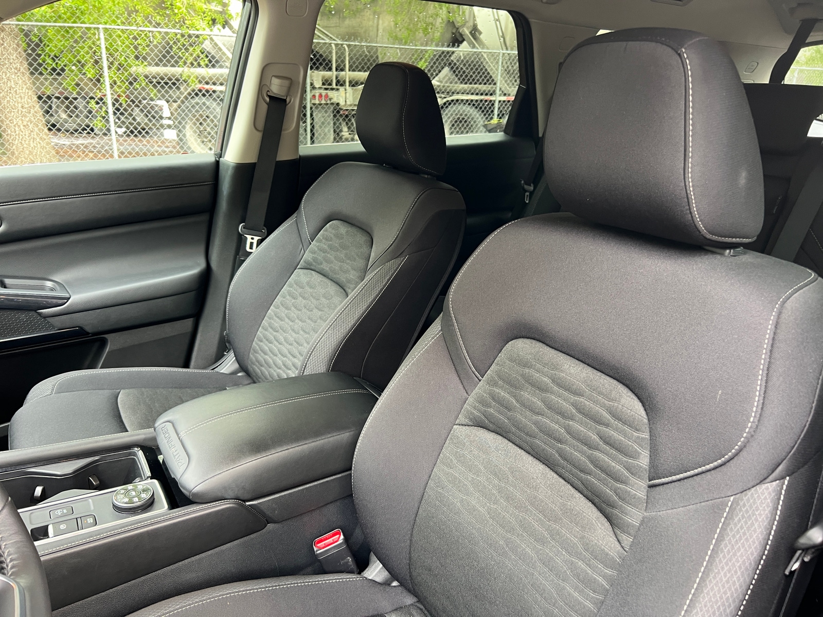 Thumbnail: 2025 Nissan Pathfinder - 2