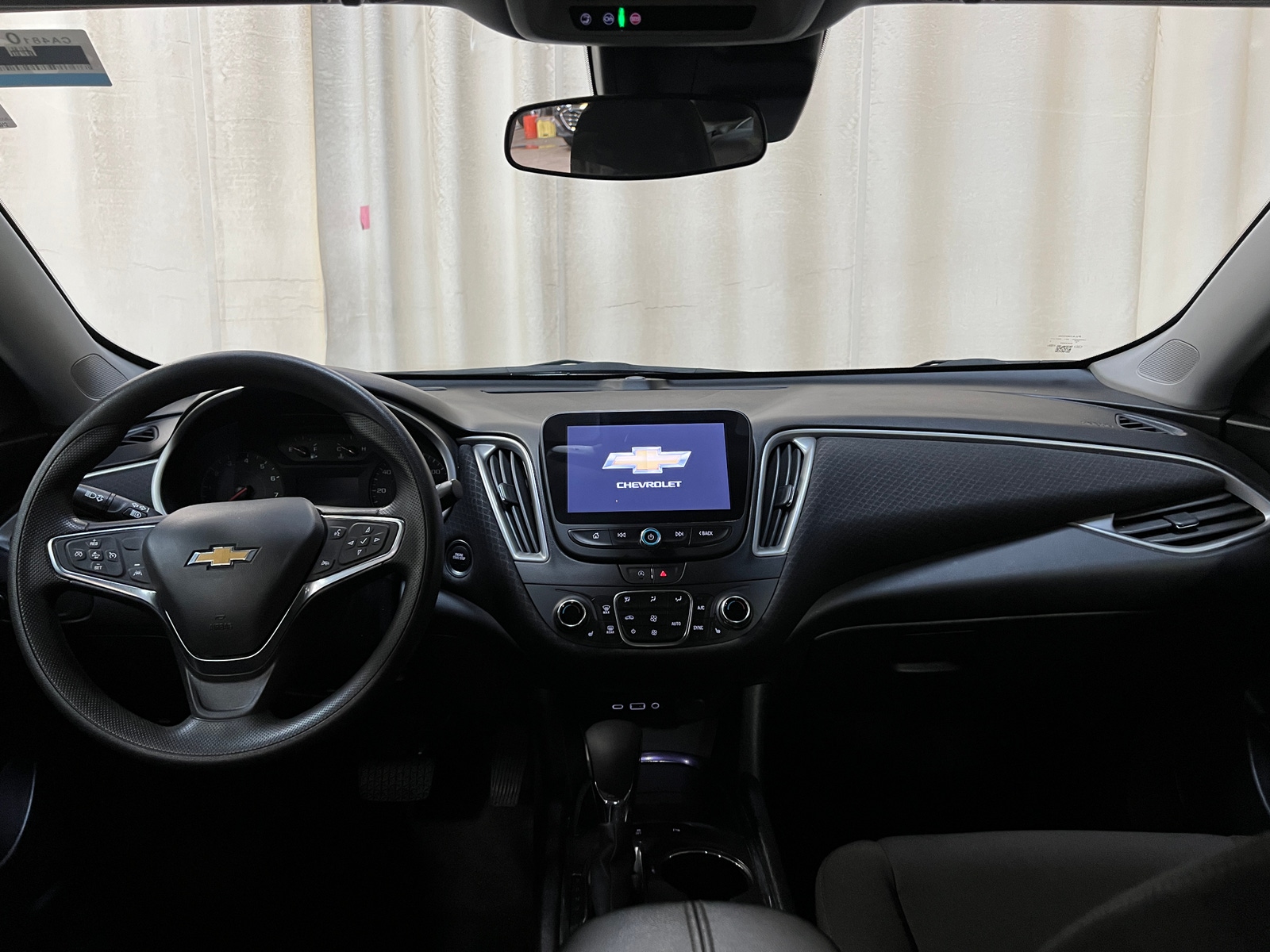 Thumbnail: 2024 Chevrolet Malibu - 3