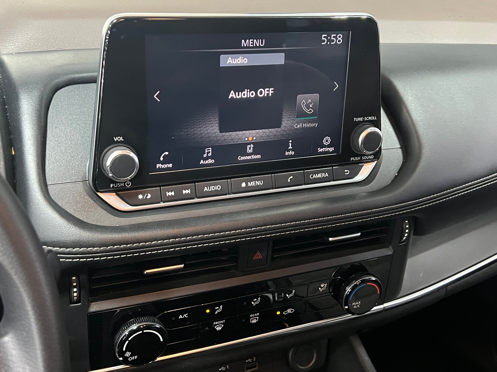 Thumbnail: 2021 Nissan Rogue - 4