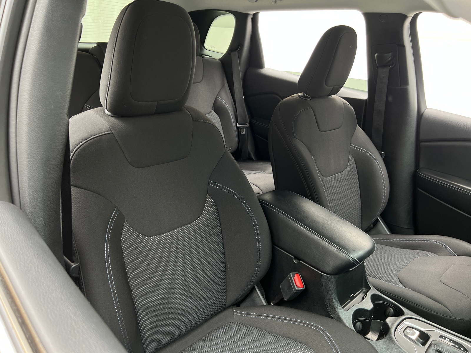 Thumbnail: 2019 Jeep Cherokee - 2