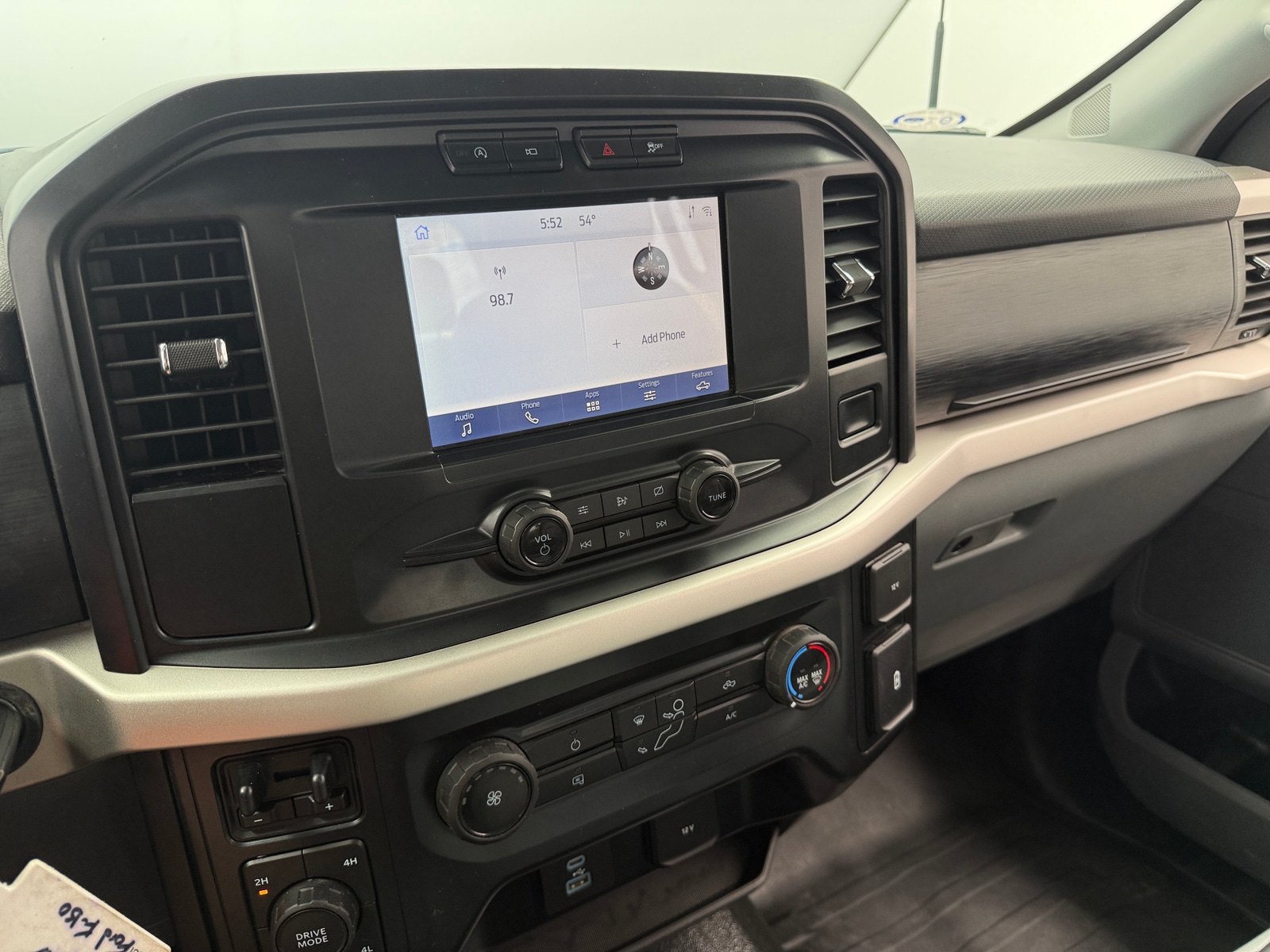 Thumbnail: 2021 Ford Econoline - 3