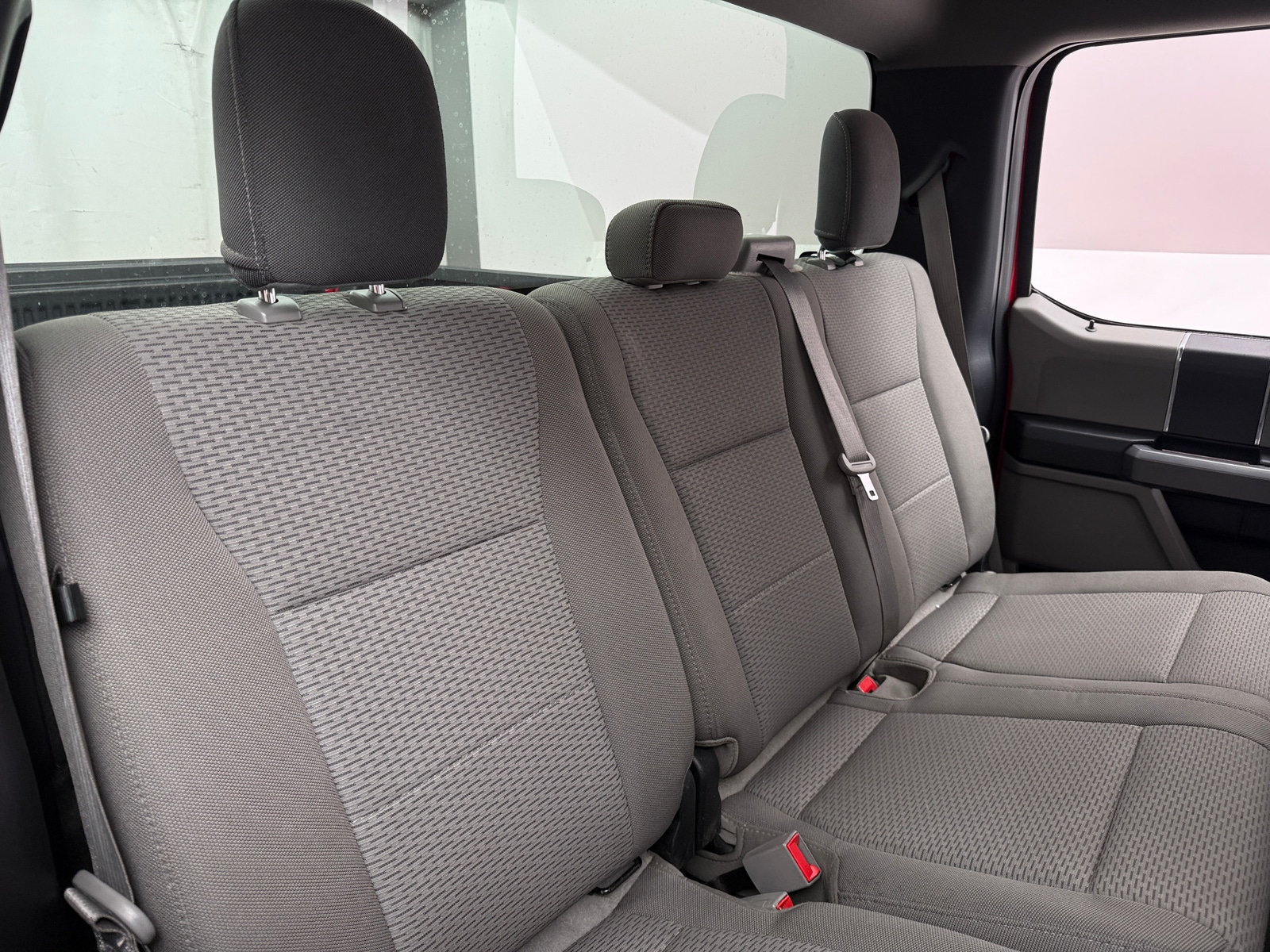 Thumbnail: 2018 Ford Econoline - 6