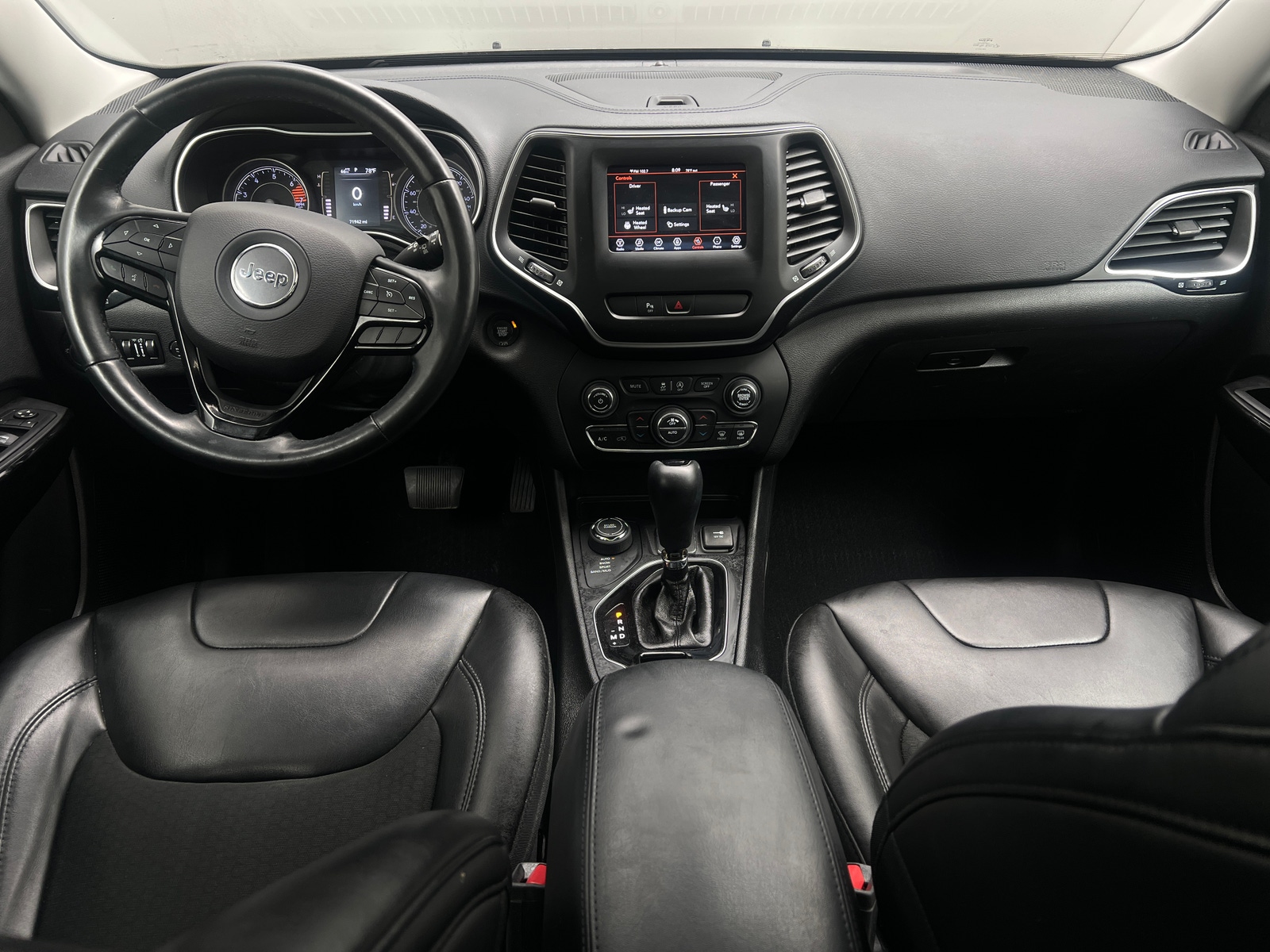 Thumbnail: 2019 Jeep Cherokee - 3