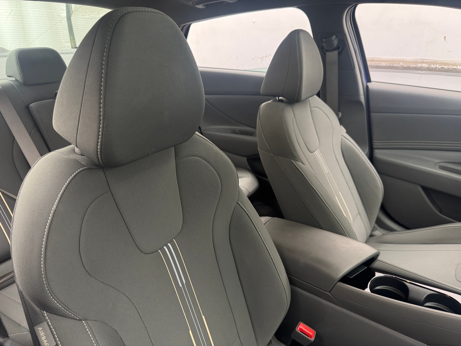 Thumbnail: 2025 Hyundai Elantra - 2