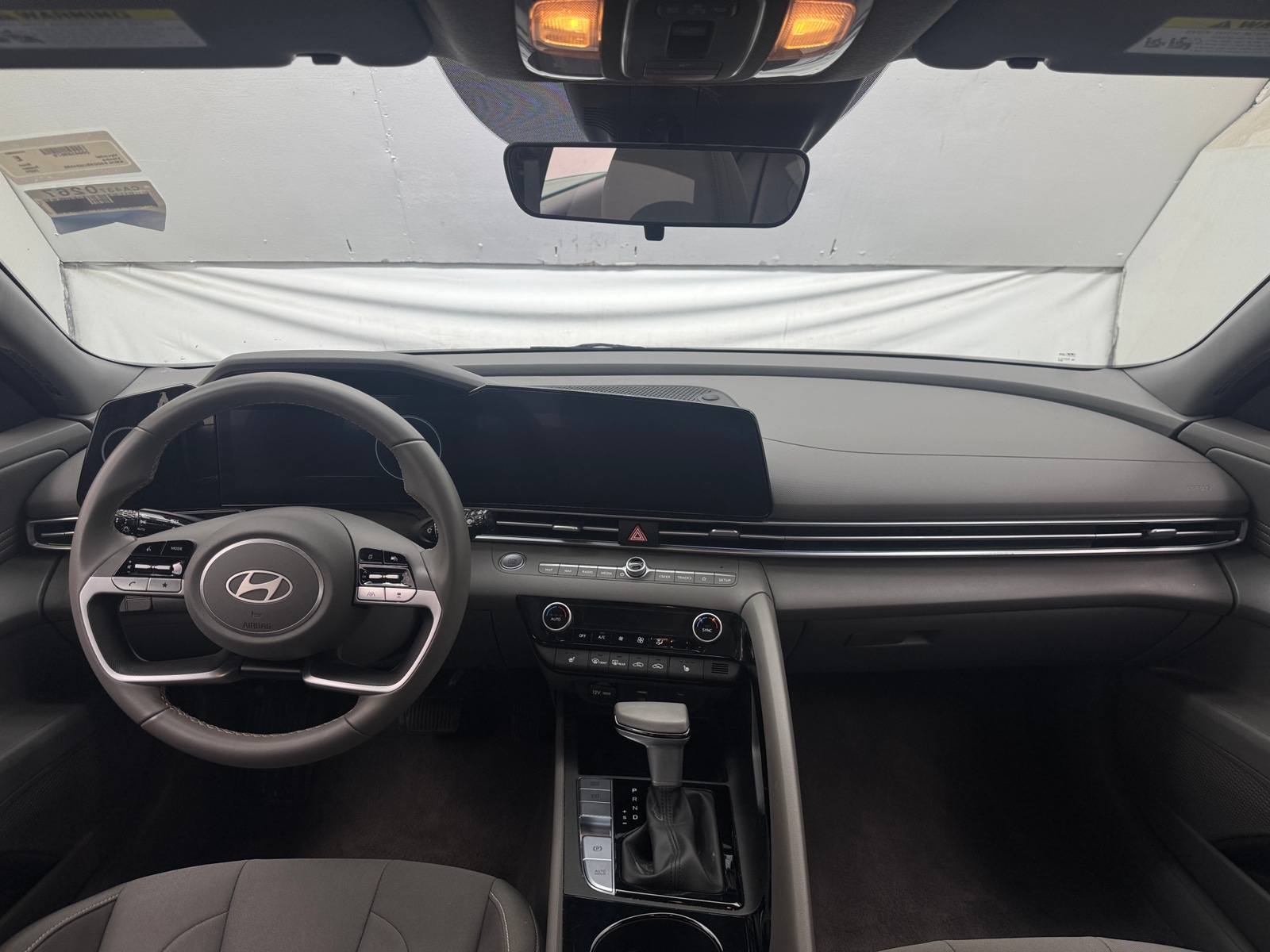 Thumbnail: 2025 Hyundai Elantra - 3