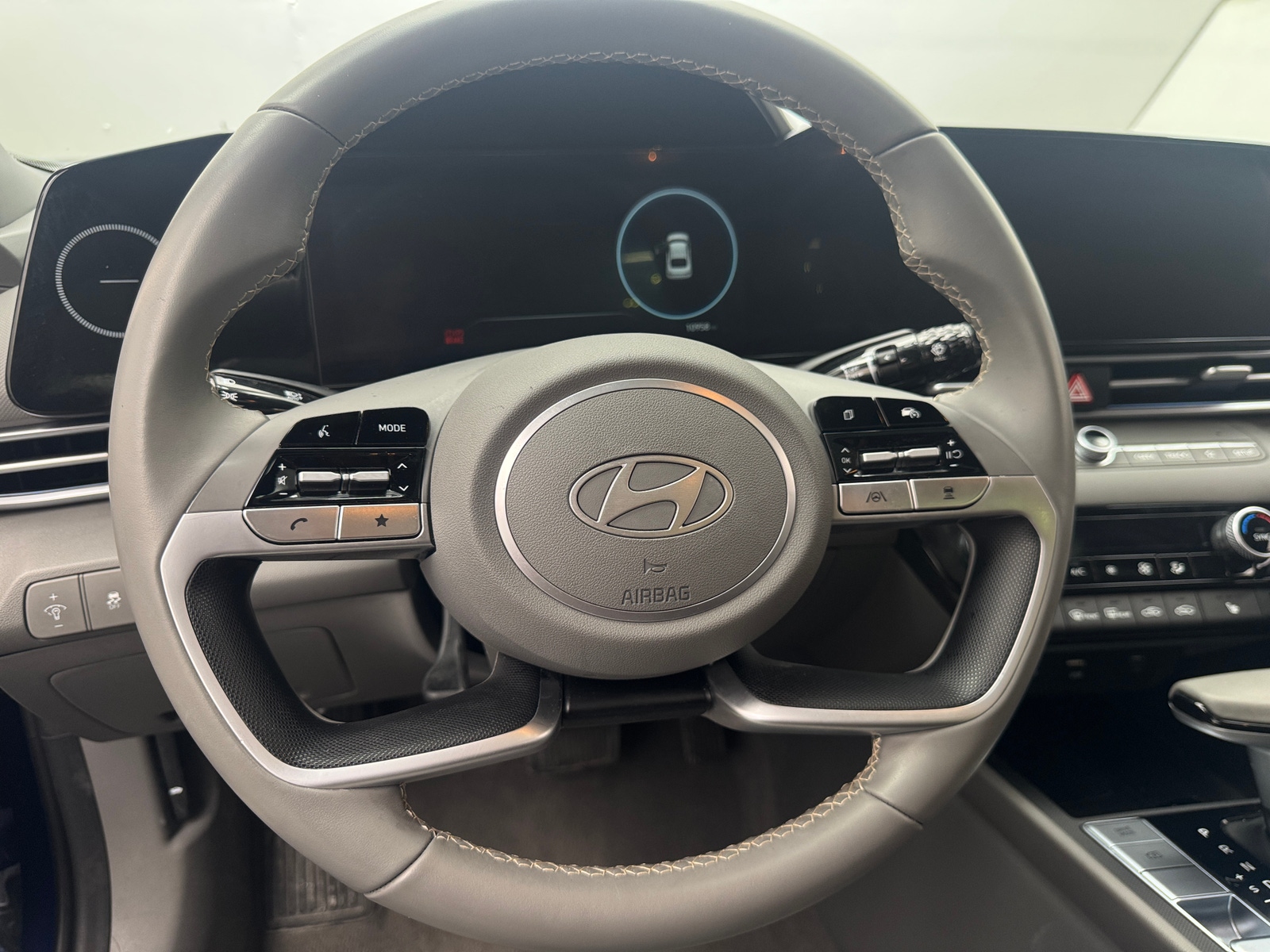 Thumbnail: 2025 Hyundai Elantra - 5