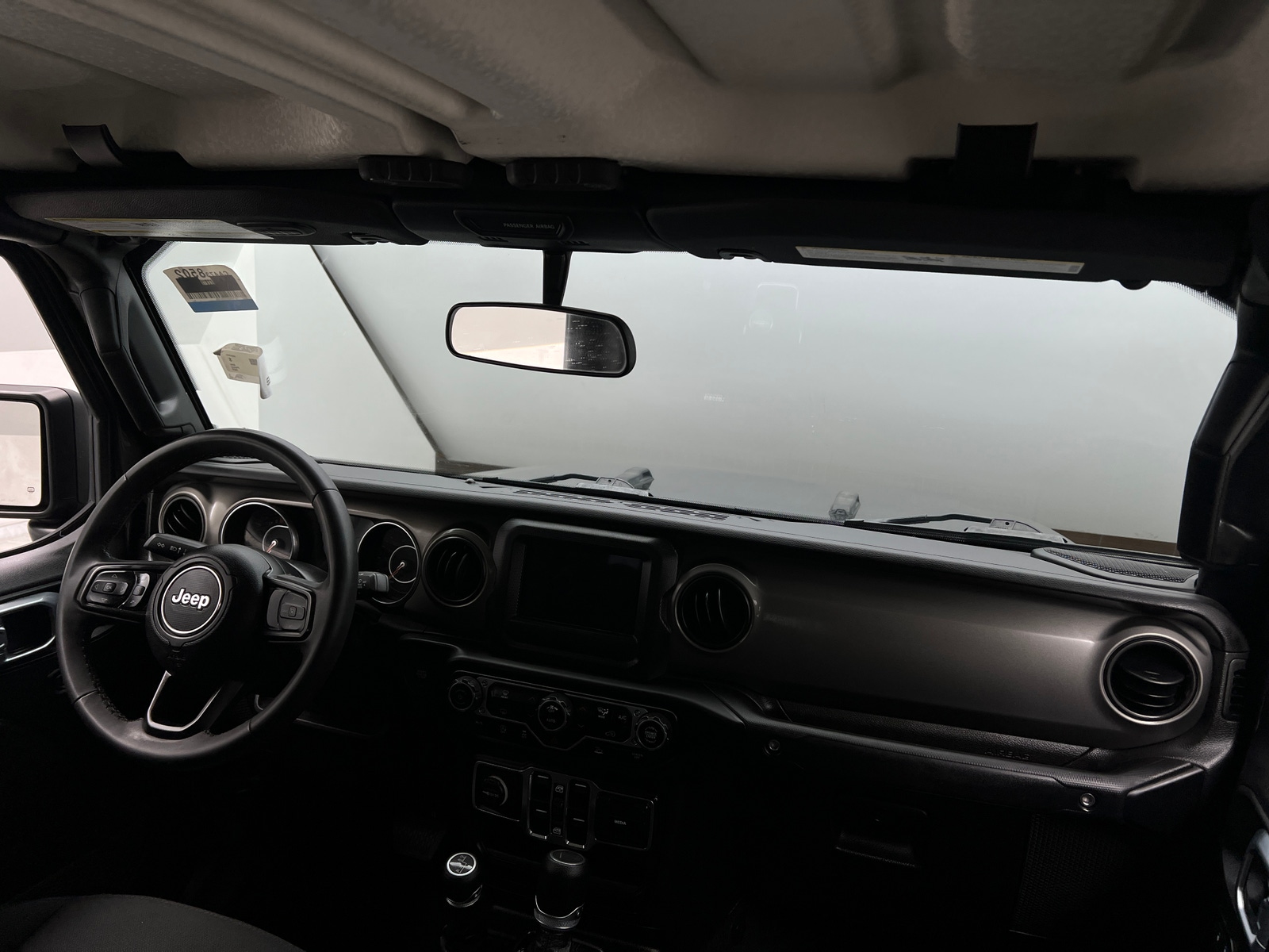 Thumbnail: 2023 Jeep Gladiator - 3