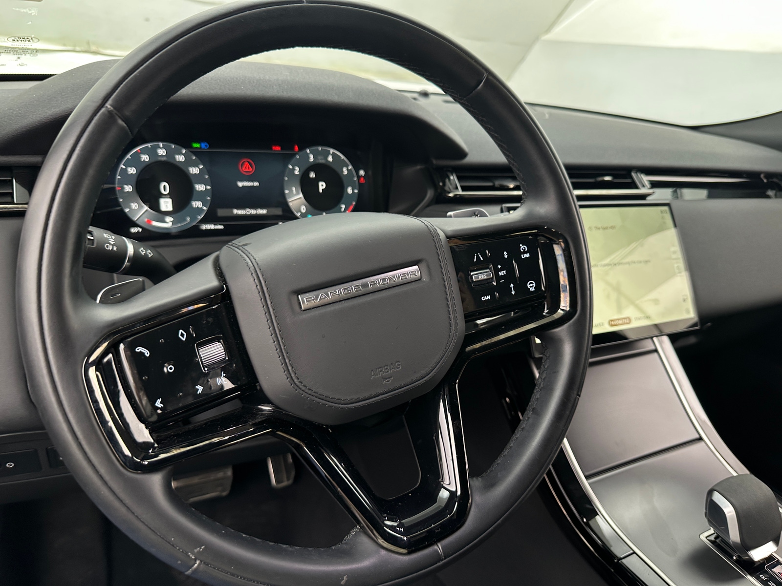 Thumbnail: 2024 Land Rover Range Rover Velar - 4