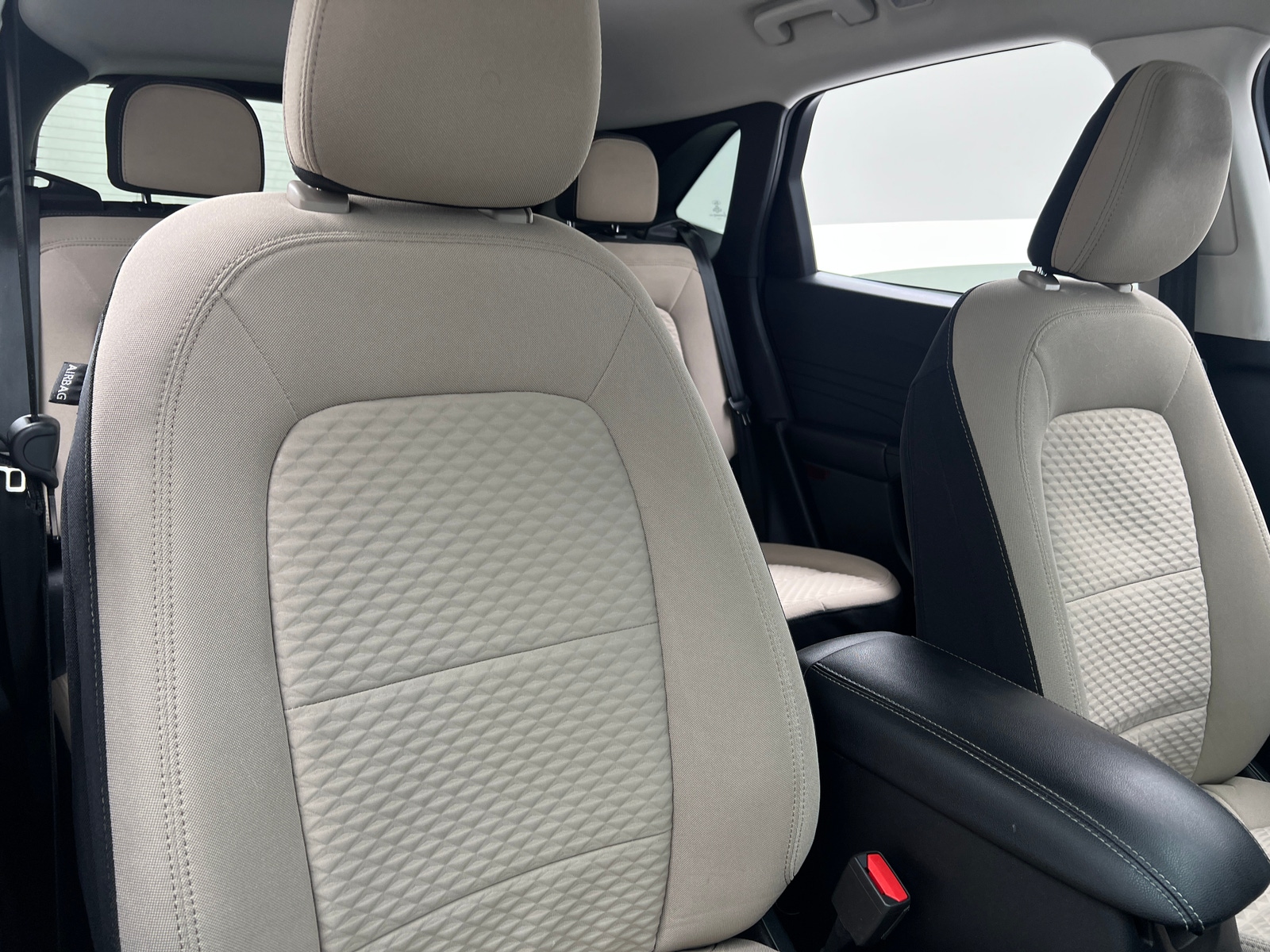 Thumbnail: 2022 Ford Escape - 2