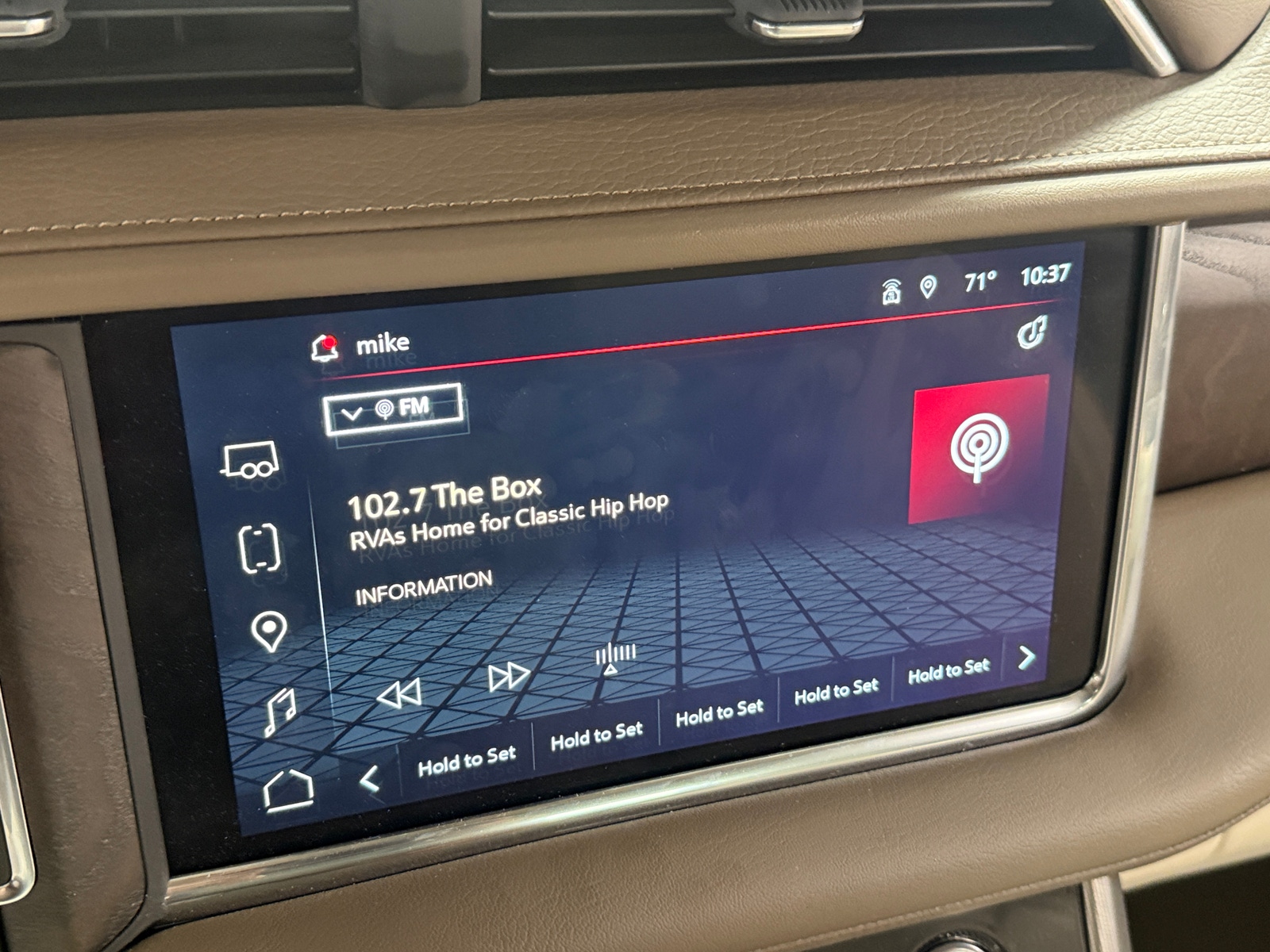 Thumbnail: 2023 GMC Yukon XL - 3
