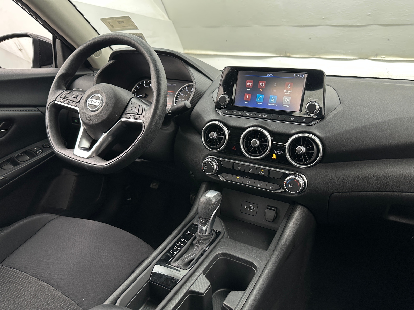 Thumbnail: 2023 Nissan Sentra - 3