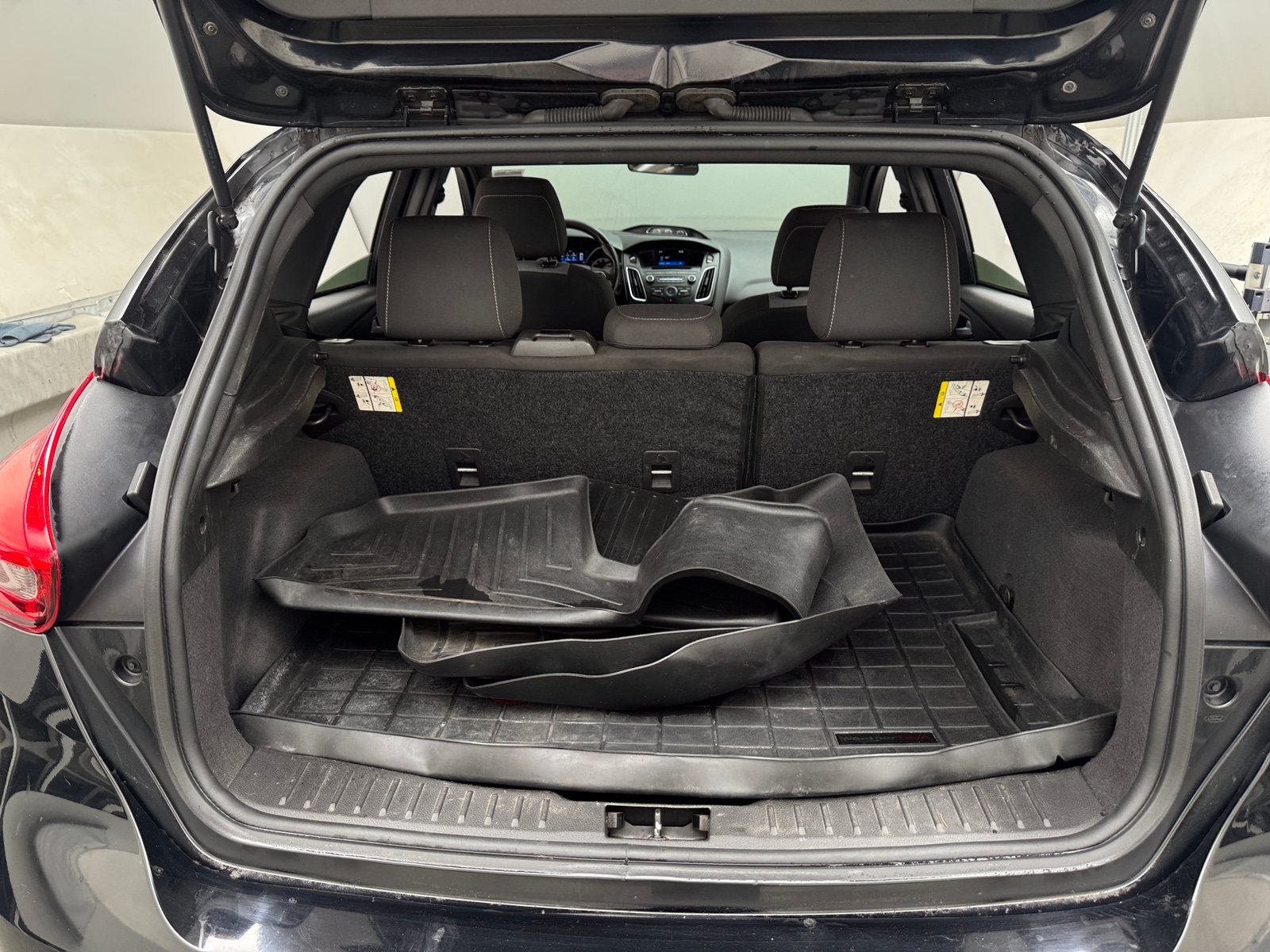 Thumbnail: 2016 Ford Focus - 7