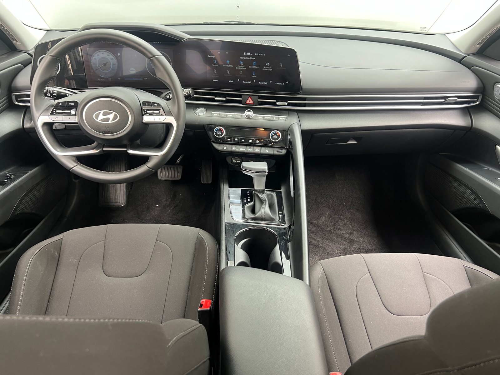 Thumbnail: 2025 Hyundai Elantra - 3