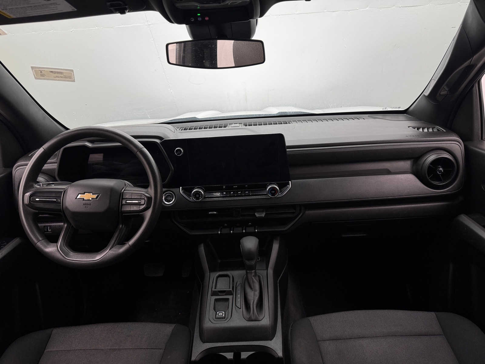 Thumbnail: 2024 Chevrolet Colorado - 3