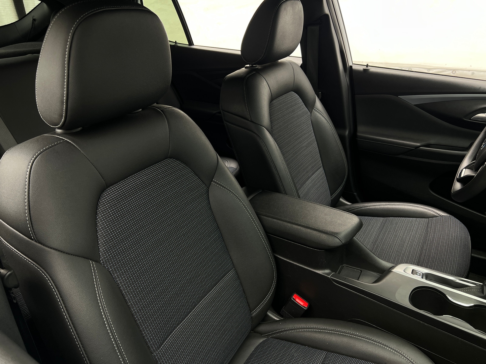 Thumbnail: 2025 Buick Envista - 2