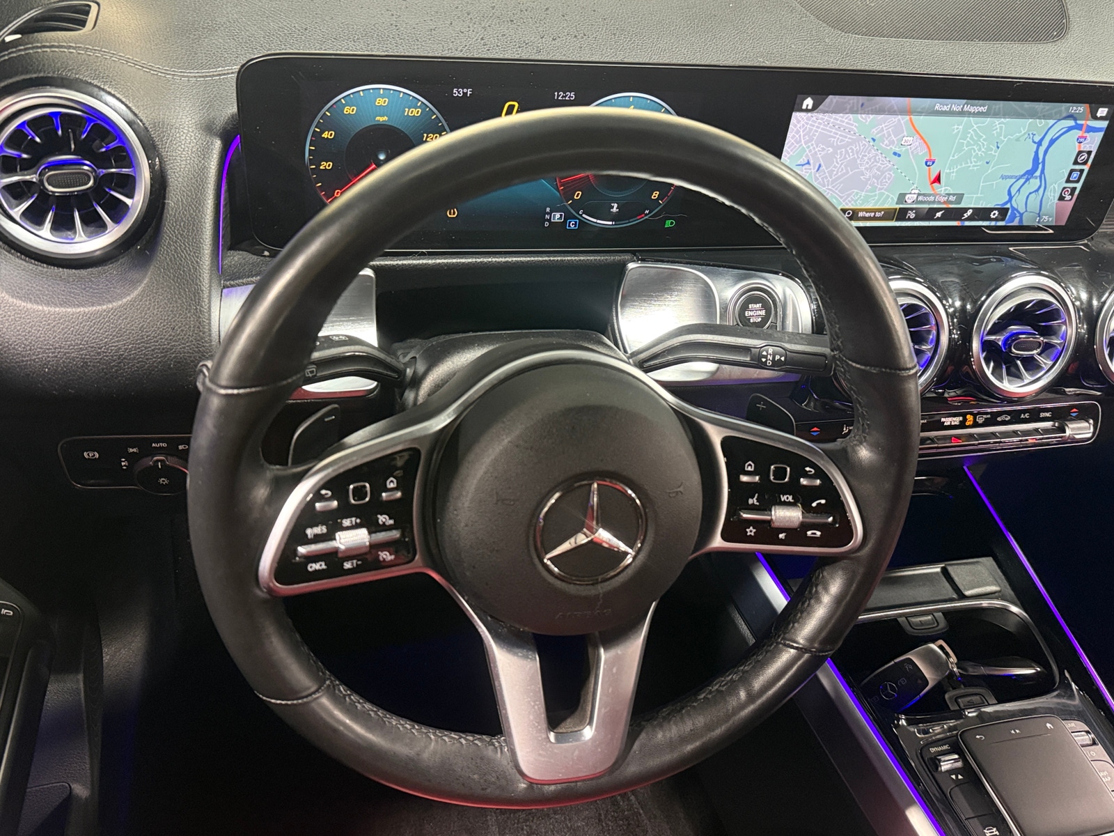 Thumbnail: 2022 Mercedes-Benz GLB - 4