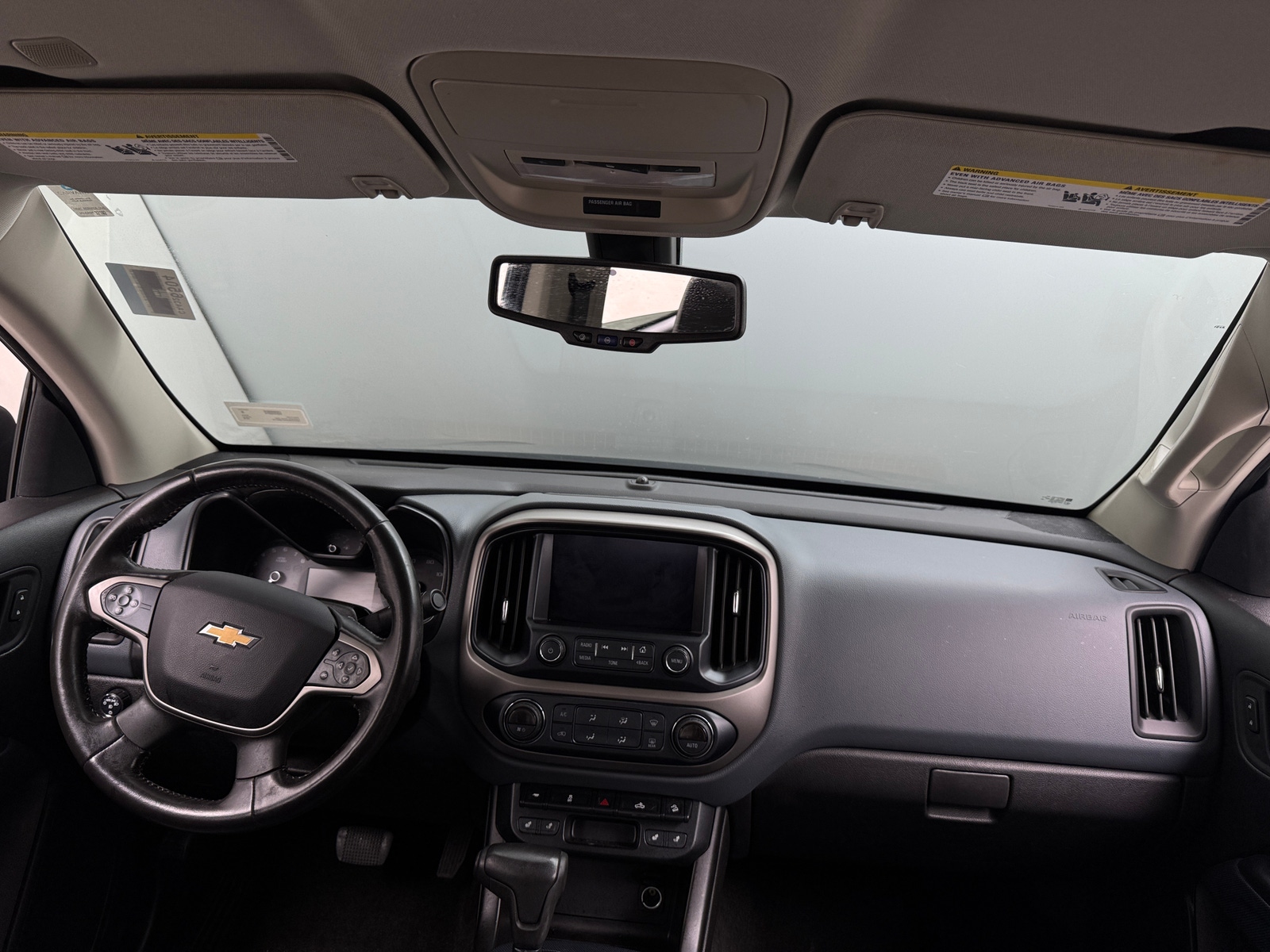 Thumbnail: 2018 Chevrolet Colorado - 3