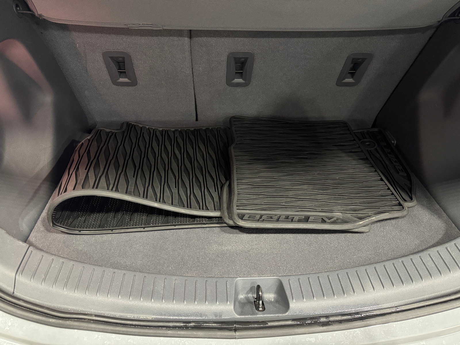 Thumbnail: 2019 Chevrolet Bolt EV - 6