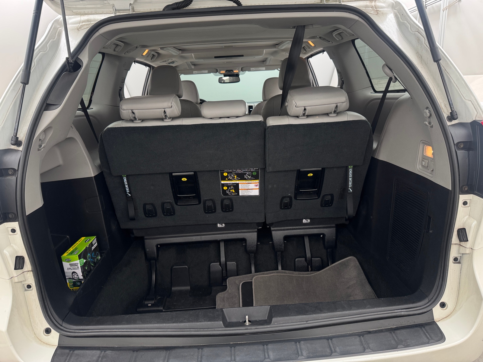 Thumbnail: 2019 Toyota Sienna - 6