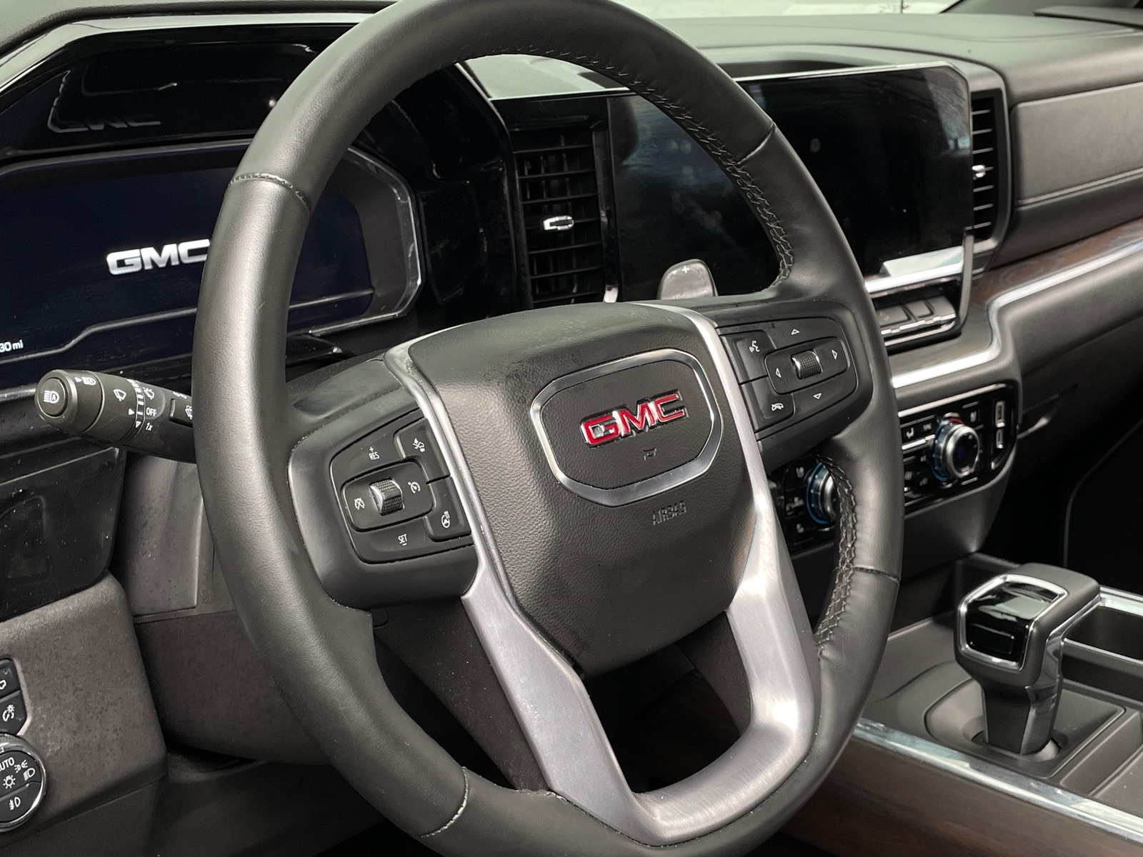 Thumbnail: 2024 GMC Sierra 1500 - 4