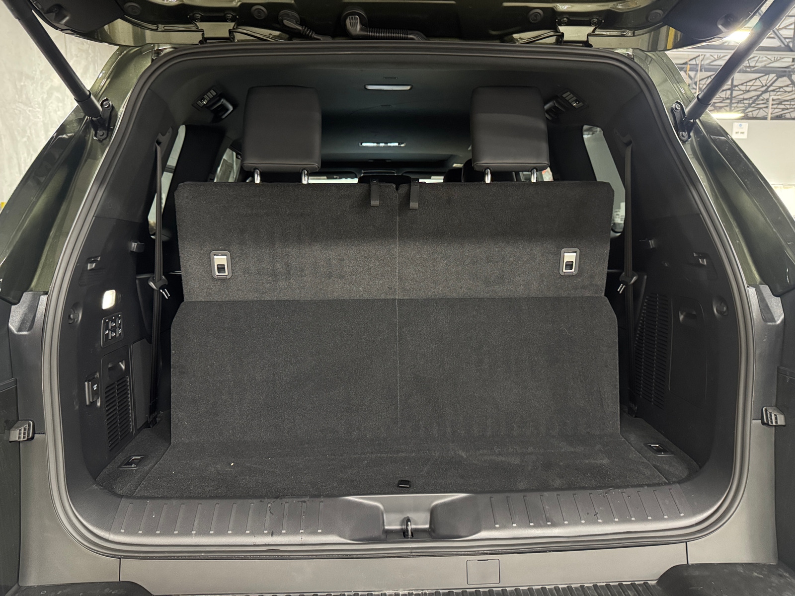 Thumbnail: 2026 Lexus LX - 6