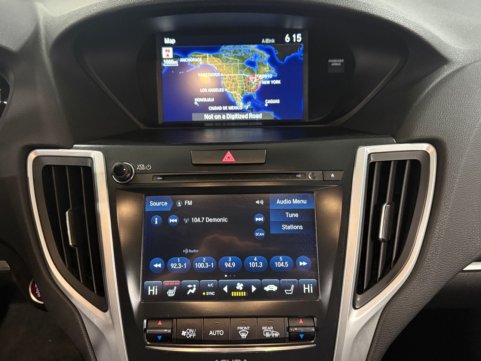 Thumbnail: 2018 Acura TLX - 3