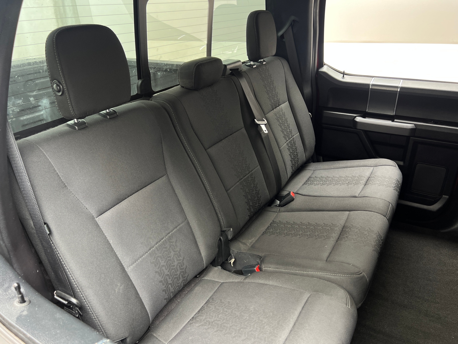 Thumbnail: 2019 Ford Econoline - 6