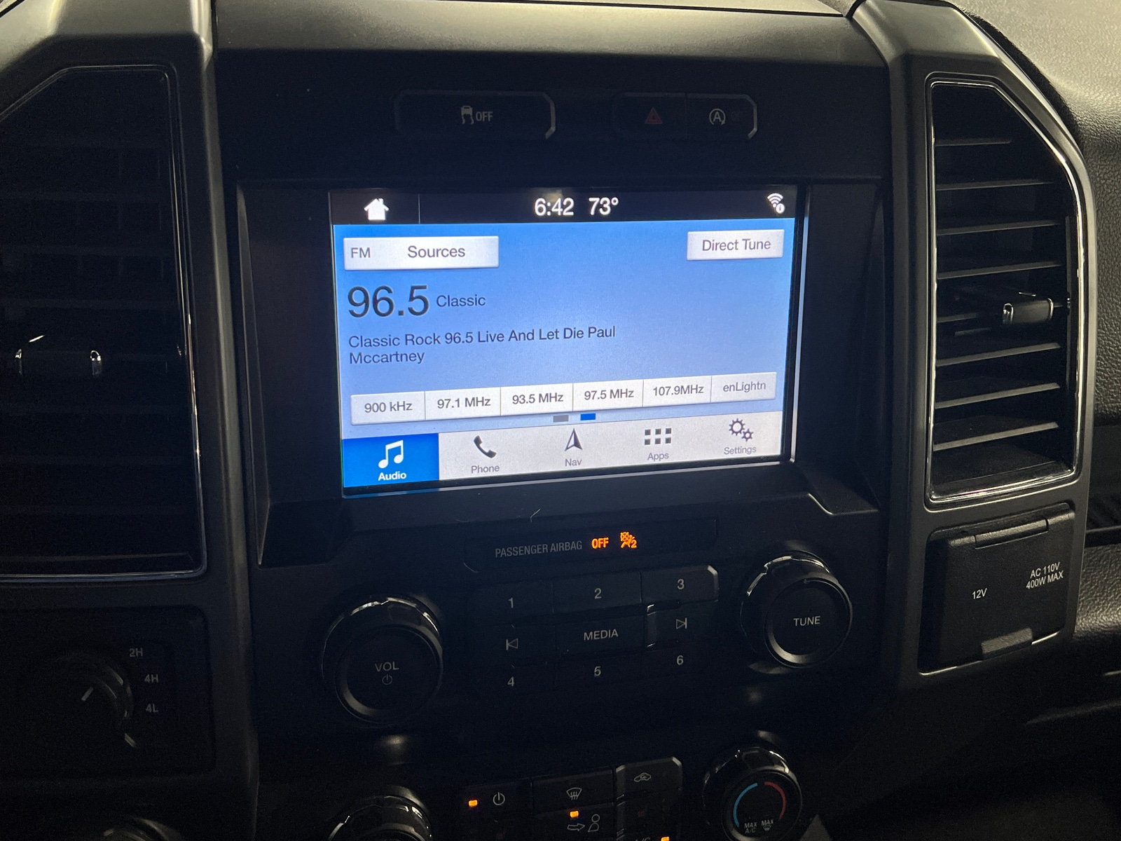 Thumbnail: 2019 Ford Econoline - 4