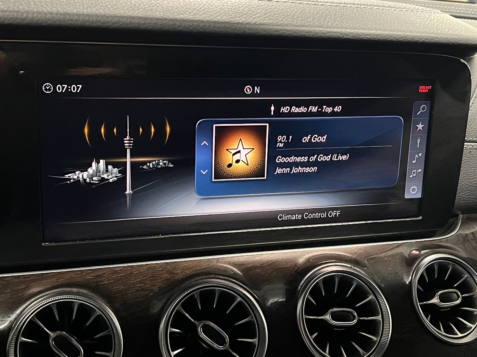 Thumbnail: 2018 Mercedes-Benz E-Class - 3