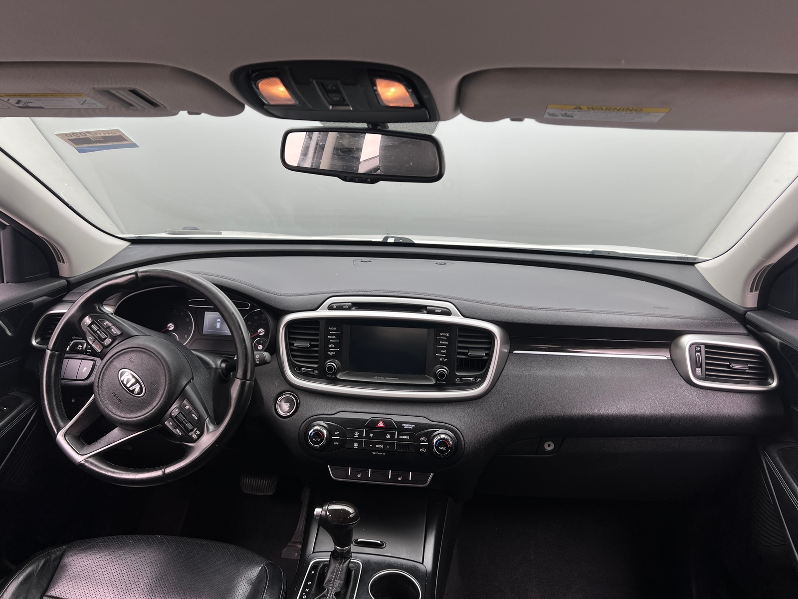 Thumbnail: 2017 Kia Sorento - 2