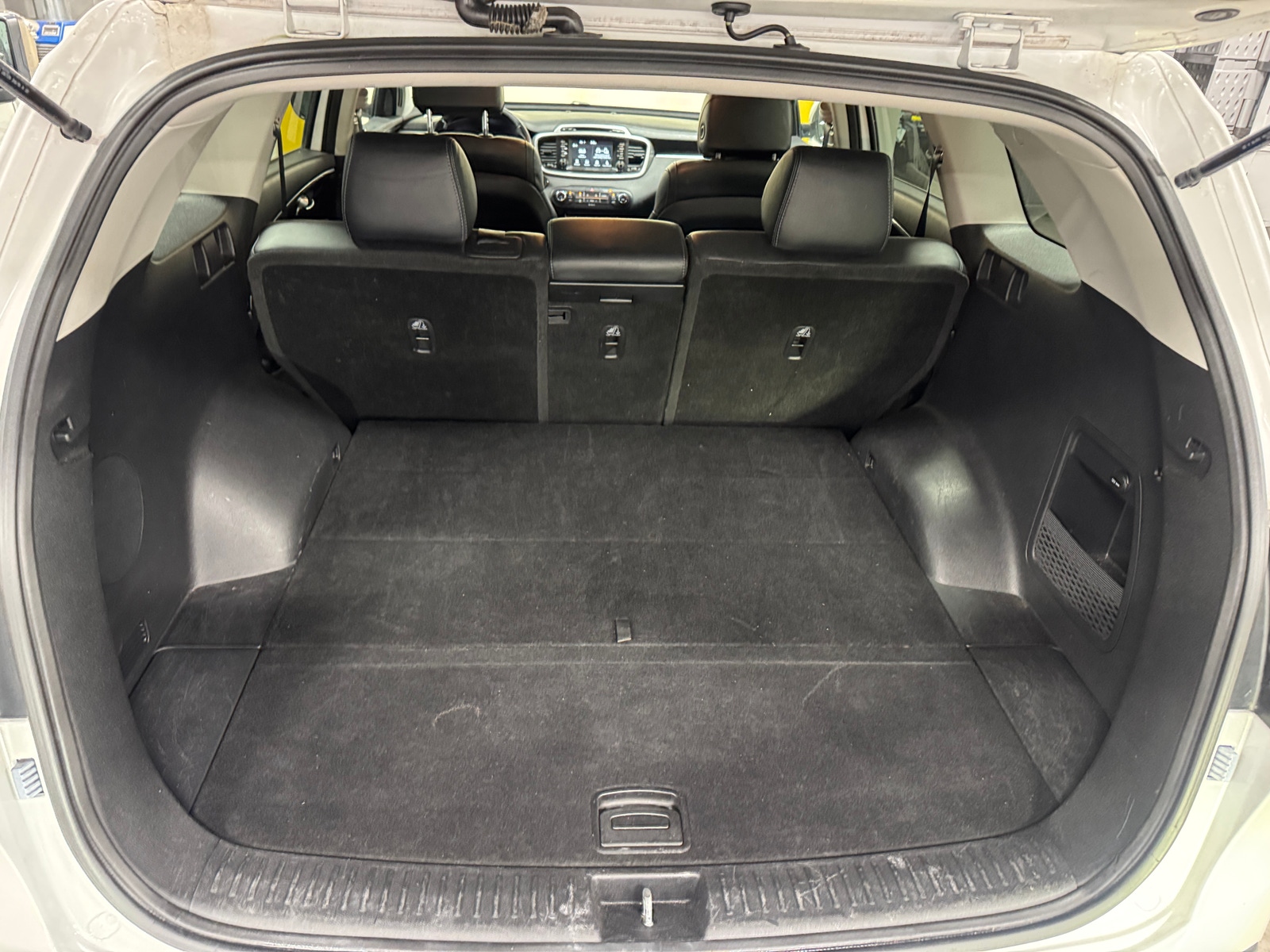 Thumbnail: 2017 Kia Sorento - 6